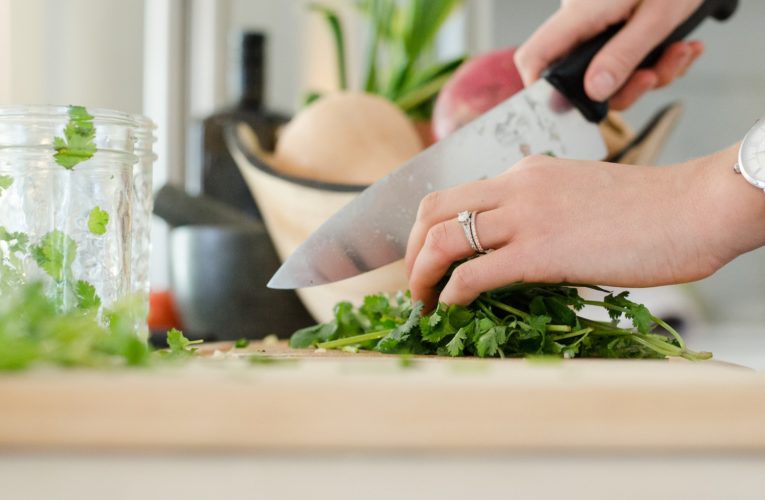 Nutrition and Mental Health: Eating to Reduce Inflammation in Calgary